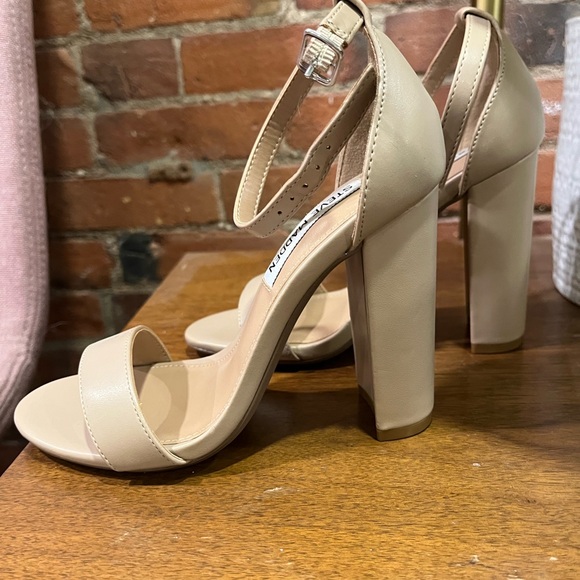 Steve Madden Nude Heels - Picture 2 of 4